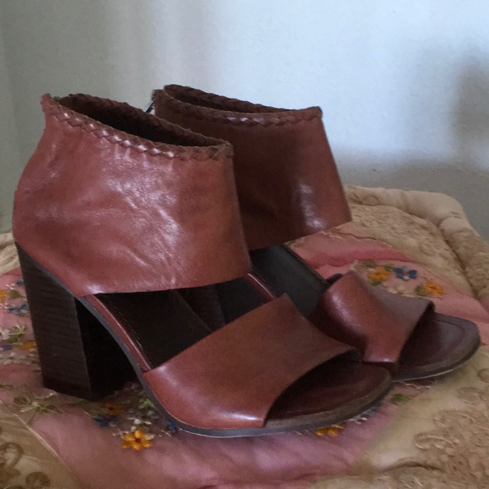 Bacio 61 sandal booties - 8.5
